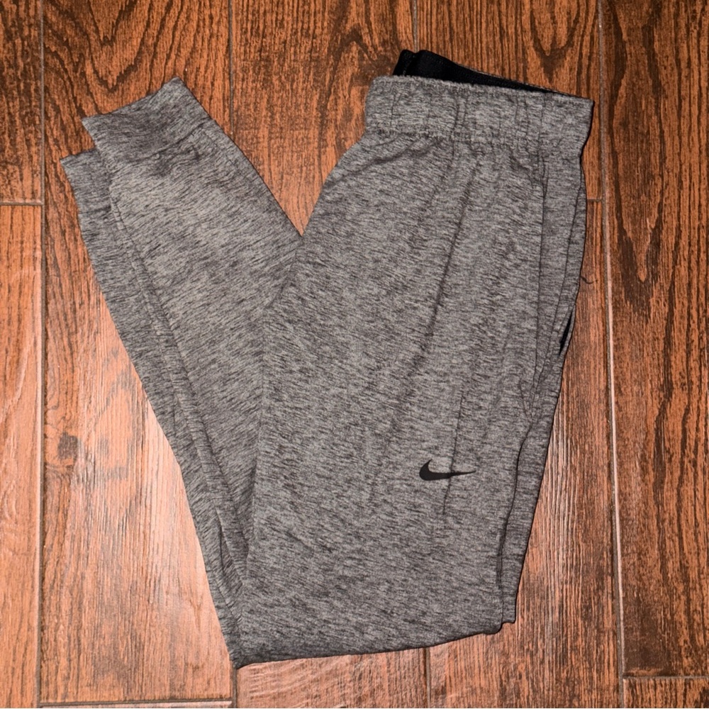 Nike Joggers Mens Large Dri Fit Heathered Gray Standard Fit Logo Sweatpants